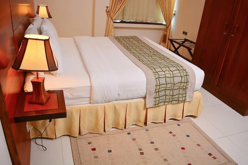 Unique Towers Luxury Boutique Suites Colombo Apartment