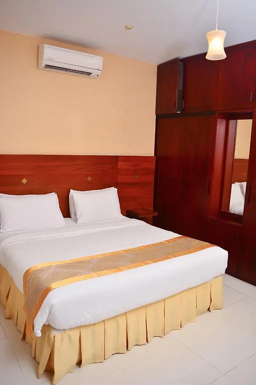 Unique Towers Luxury Boutique Suites Colombo 0*,